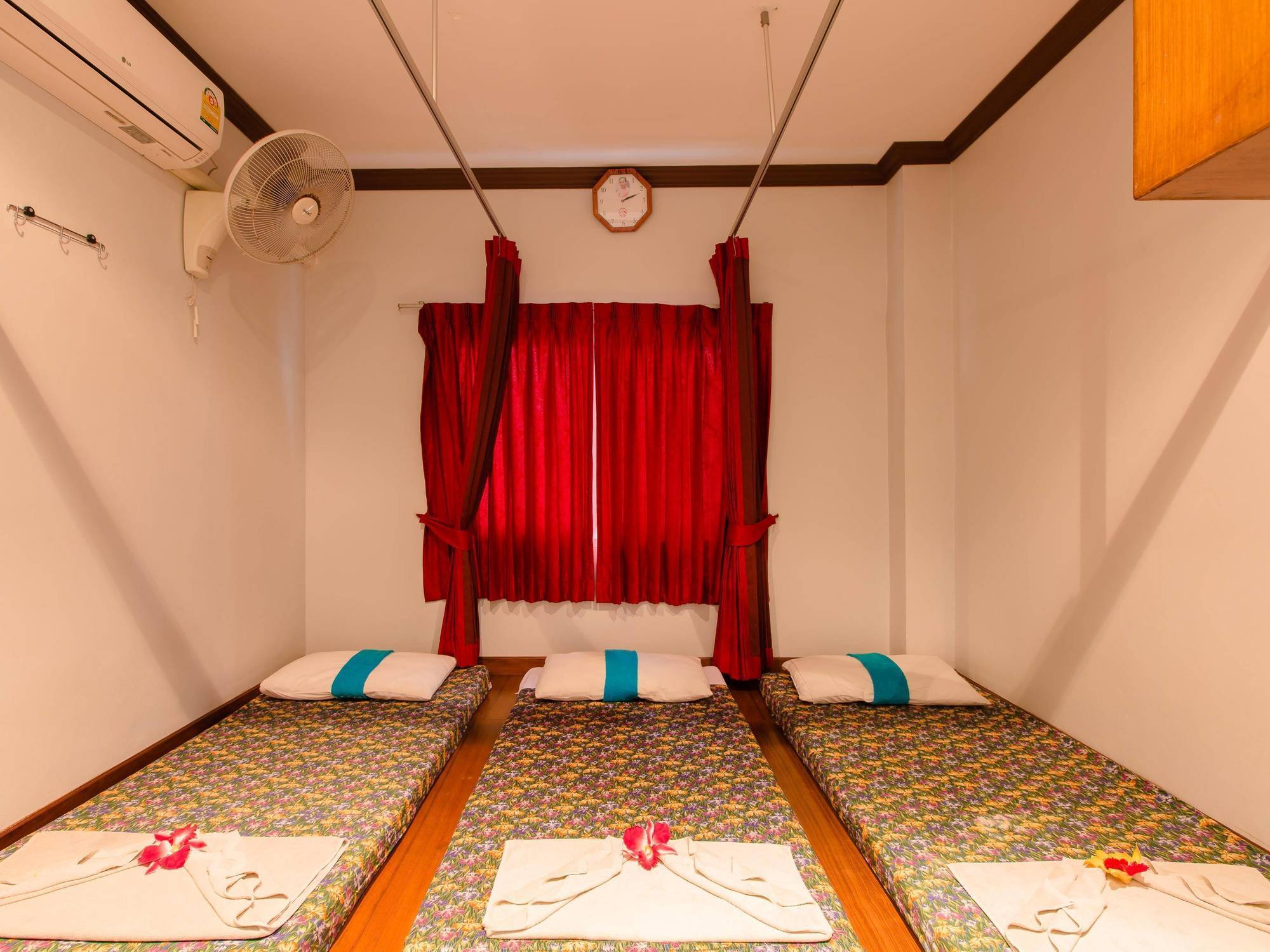 Hip Yaya Residences Patong Bagian luar foto