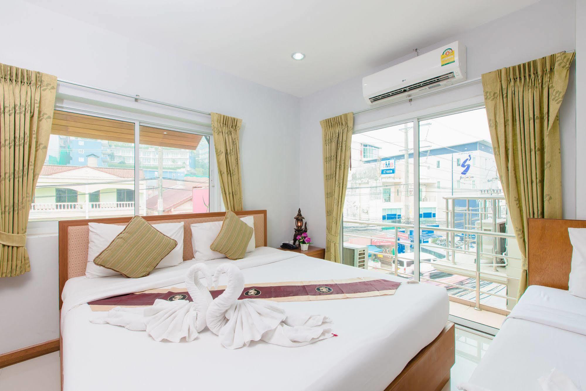 Hip Yaya Residences Patong Bagian luar foto